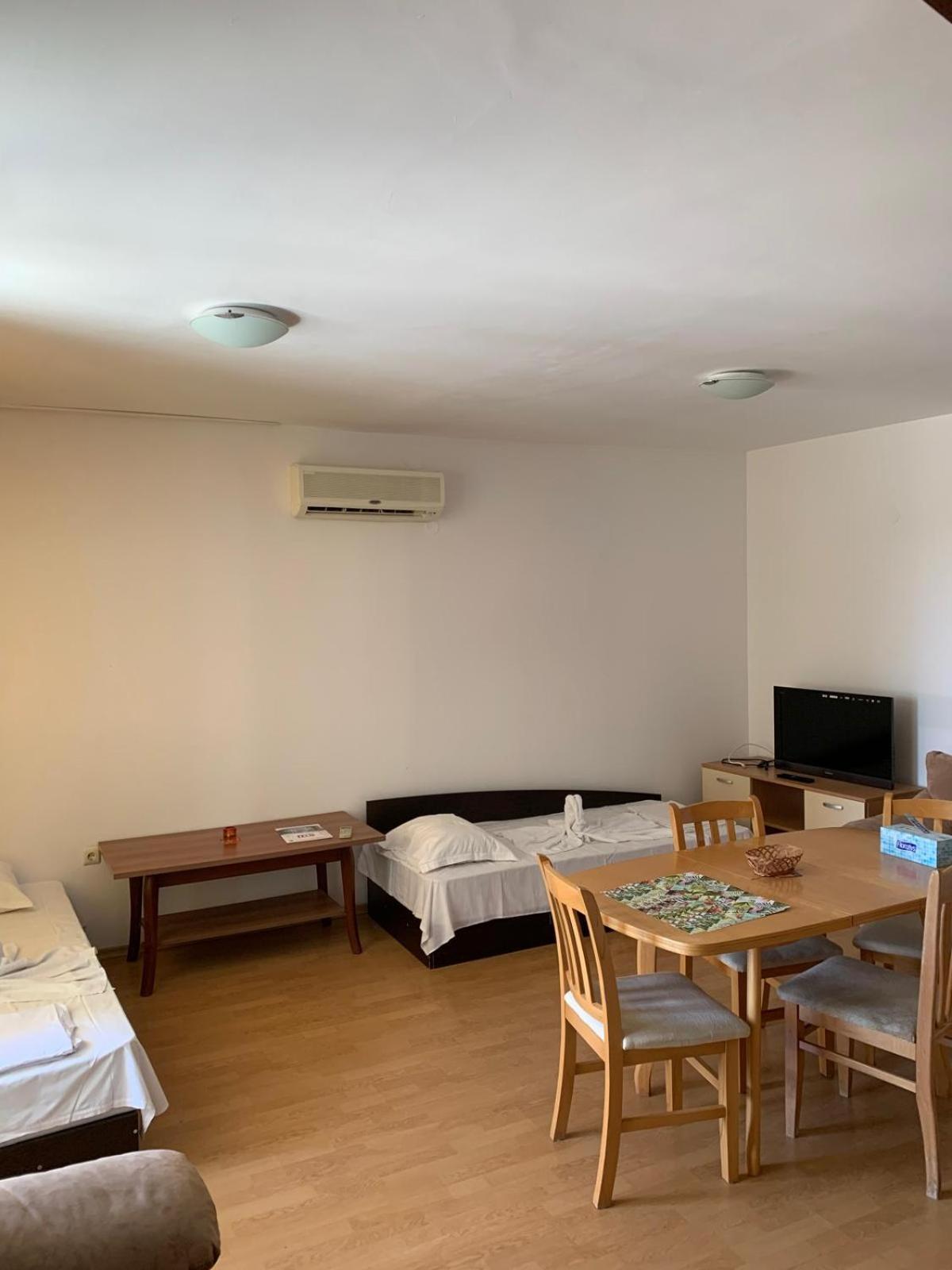 Mng Holiday Yassen Apartments Pantai Sunny Bagian luar foto