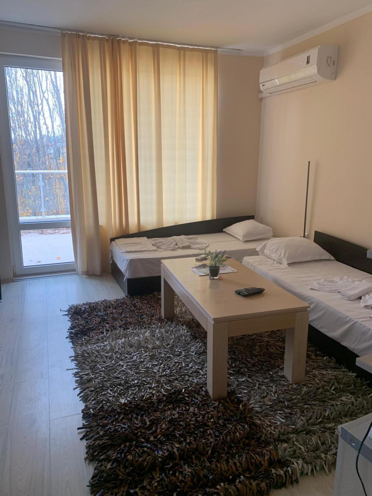 Mng Holiday Yassen Apartments Pantai Sunny Bagian luar foto