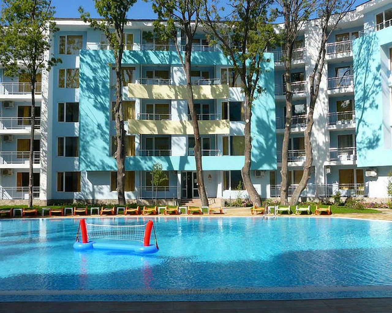 Mng Holiday Yassen Apartments Pantai Sunny Bagian luar foto